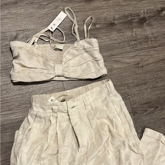 TWO PIECE SET - Picture 7 of 7